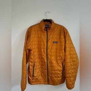 Patagonia Men's Nano Puff Jacket
Size large